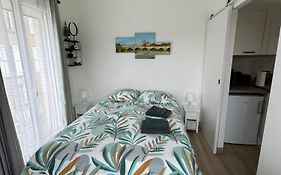 Cosy Loire, T2 Neuf, Front De Loire ,Vue Cathedrale,5Min A Pied Centre Ville Et Parking Prive