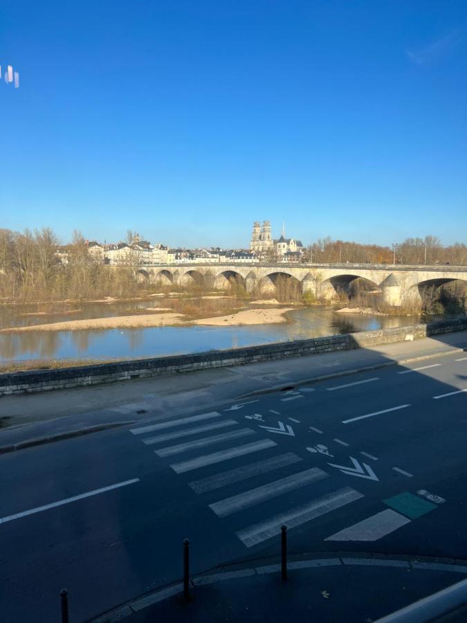 Cosy Loire, T2 Neuf, Front De Loire ,Vue Cathedrale,5Min A Pied Centre Ville Et Parking Prive Orléans Extérieur photo